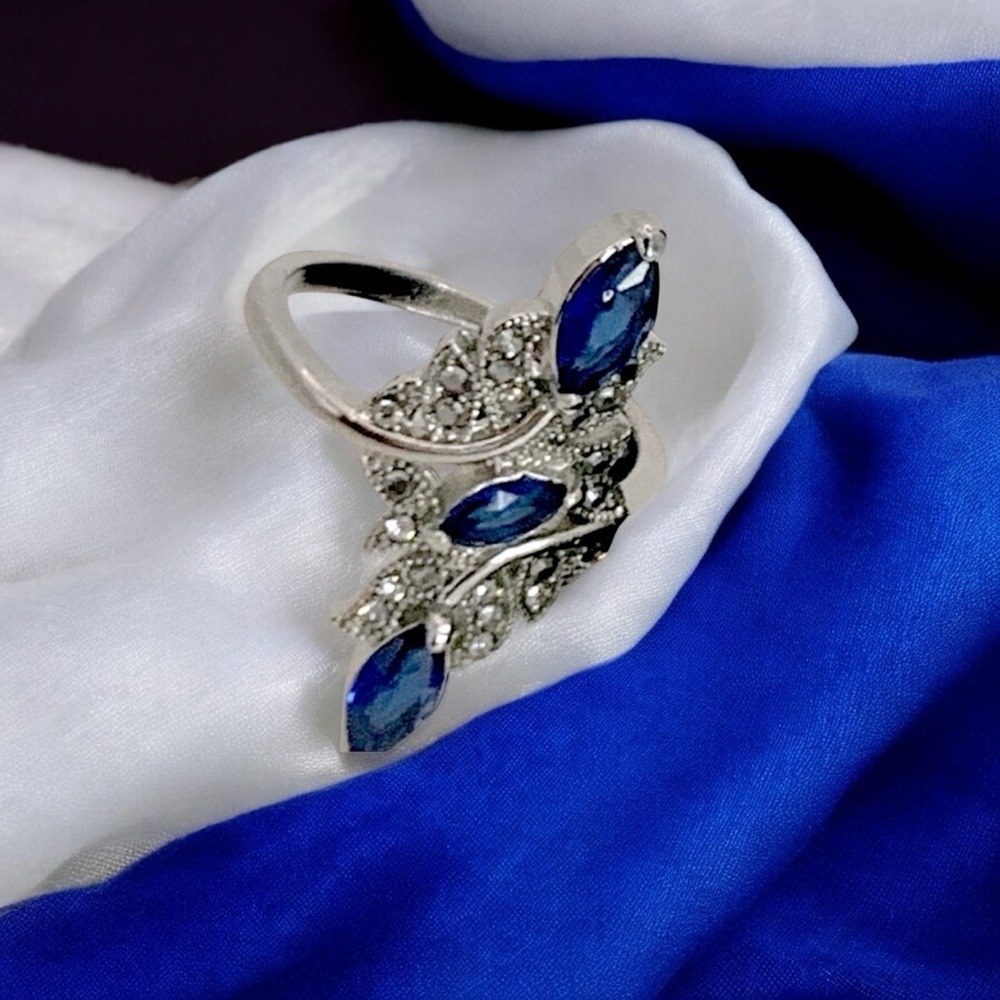 Sapphire CZ & Silver Tone Oblong Ring - Picture 3 of 7